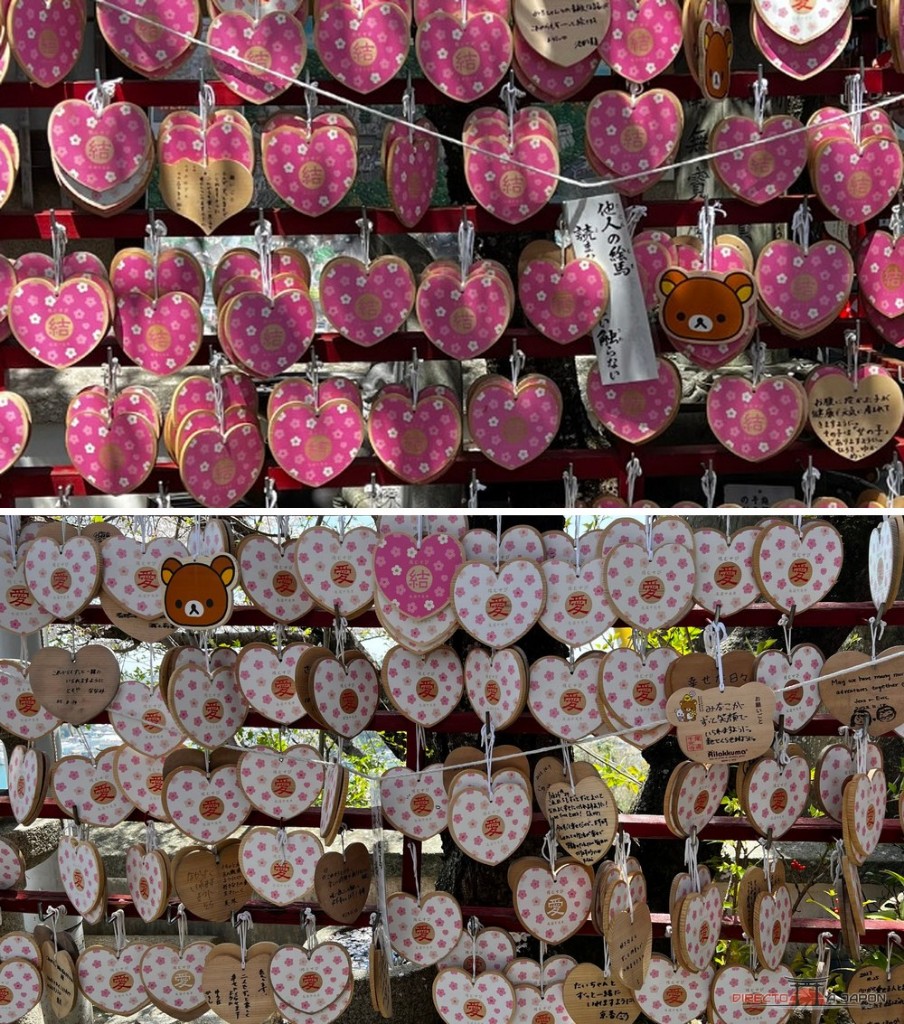 Tablillas de deseos con forma de corazón.