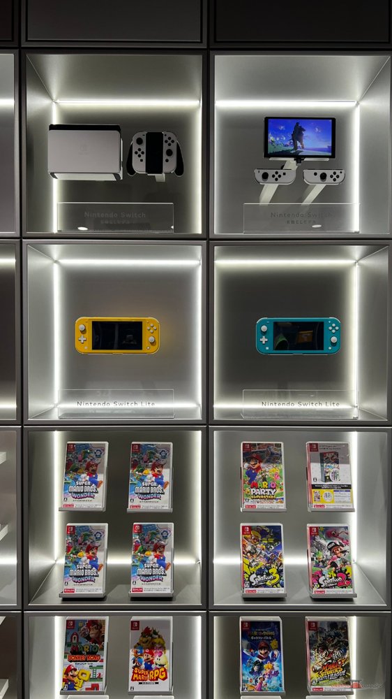 Zona de Nintendo Switch en la tienda de Kioto