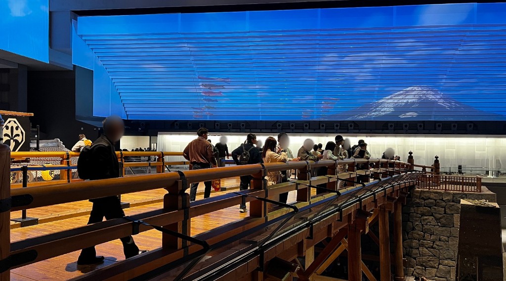 Reconstrucción a tamaño real del puente Nihonbashi en el Museo Edo-Tokyo