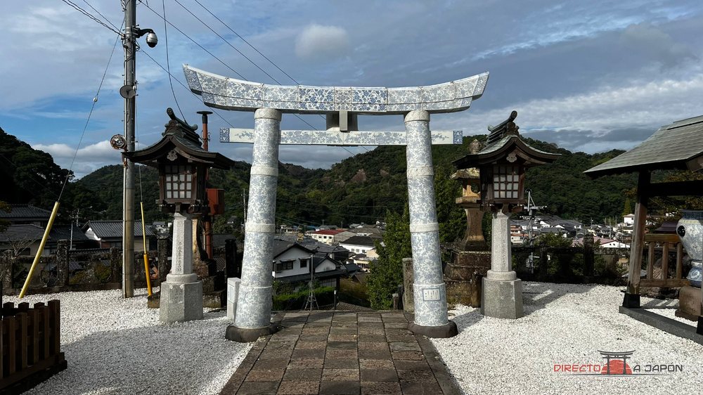 torii de porcelana Tozan Jinja Arita