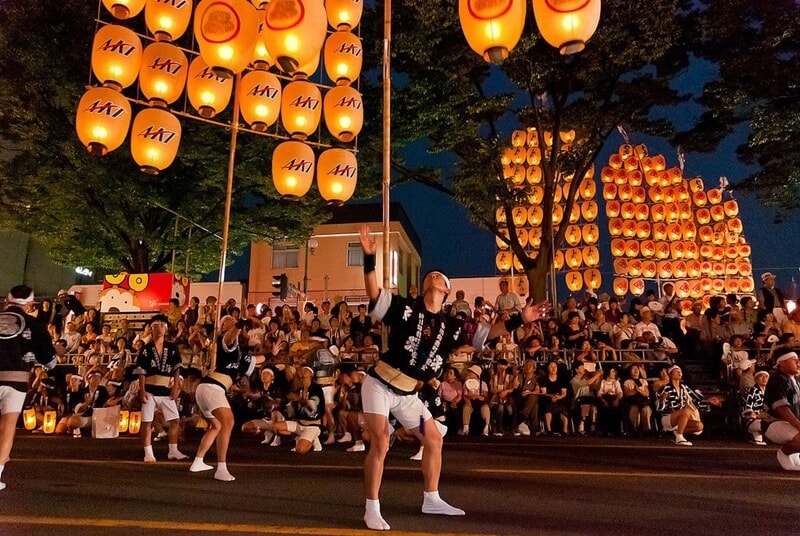 kanto matsuri en Akita