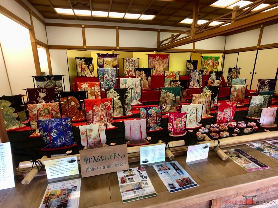 Exposición de kimonos en Koko-en