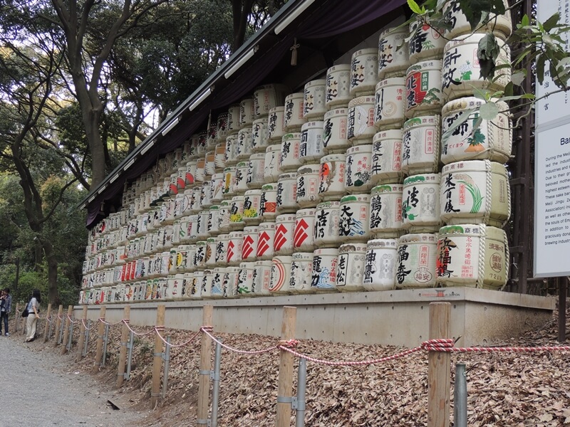 Barriles de sake en el santuario Meiji