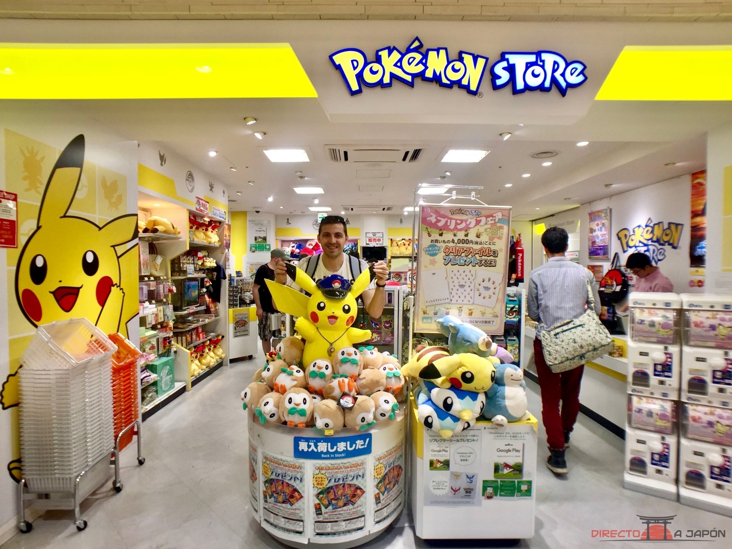 Pokemon Store en Tokyo Character Street