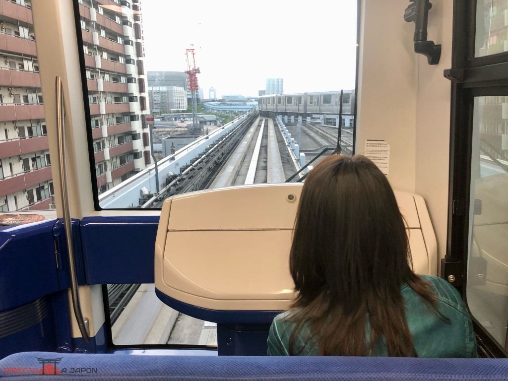 Primer vagón del Yurikamome